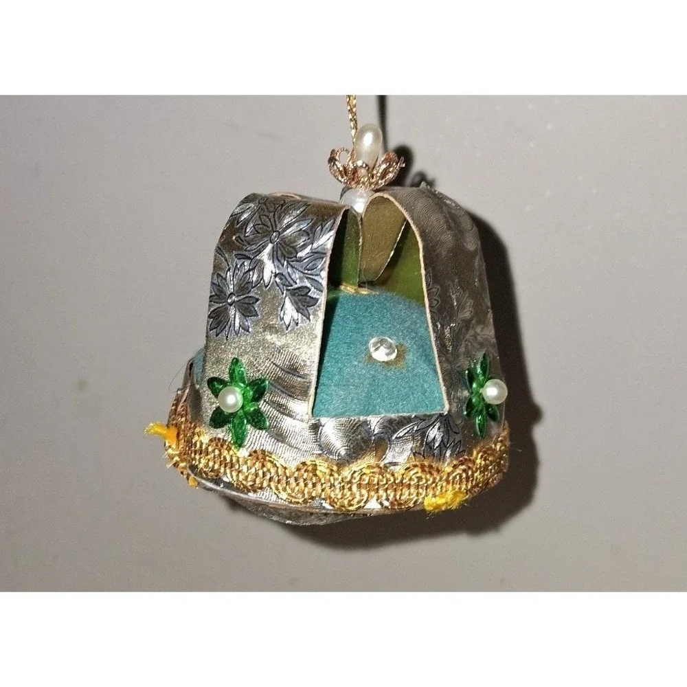 Vintage Handmade Foil Christmas Bell Ornament Silver Gold Felt Folk Art 2.5